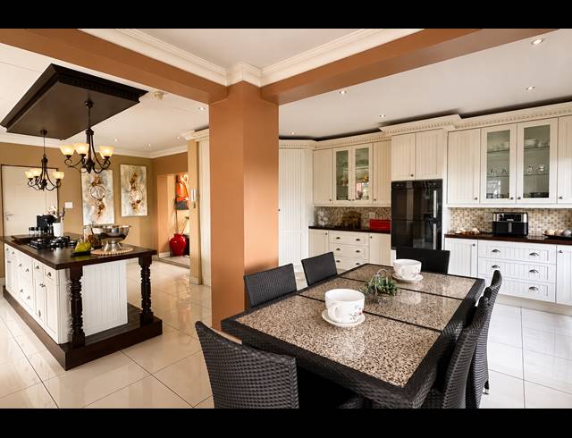 7 BEDROOM HOUSE FOR SALE IN THREE RIVERS